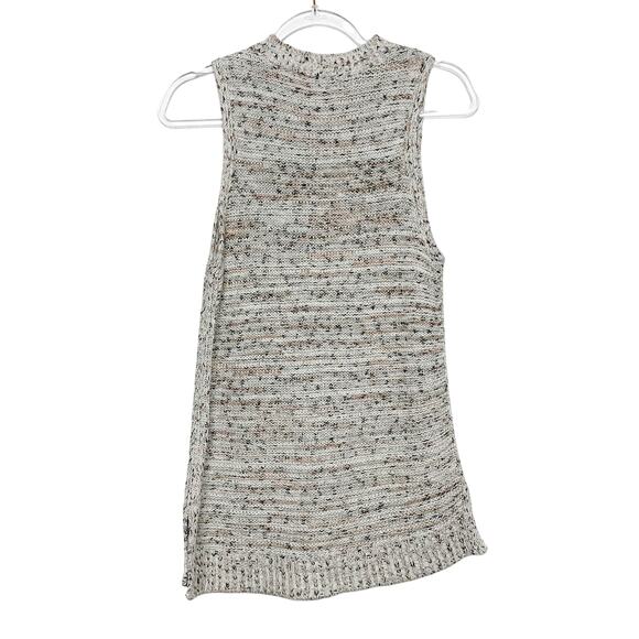 LOFT Ribbed Sleeveless Sweater Crewneck Relaxed Fit Cable Knit Cream Size Medium - Picture 3 of 8